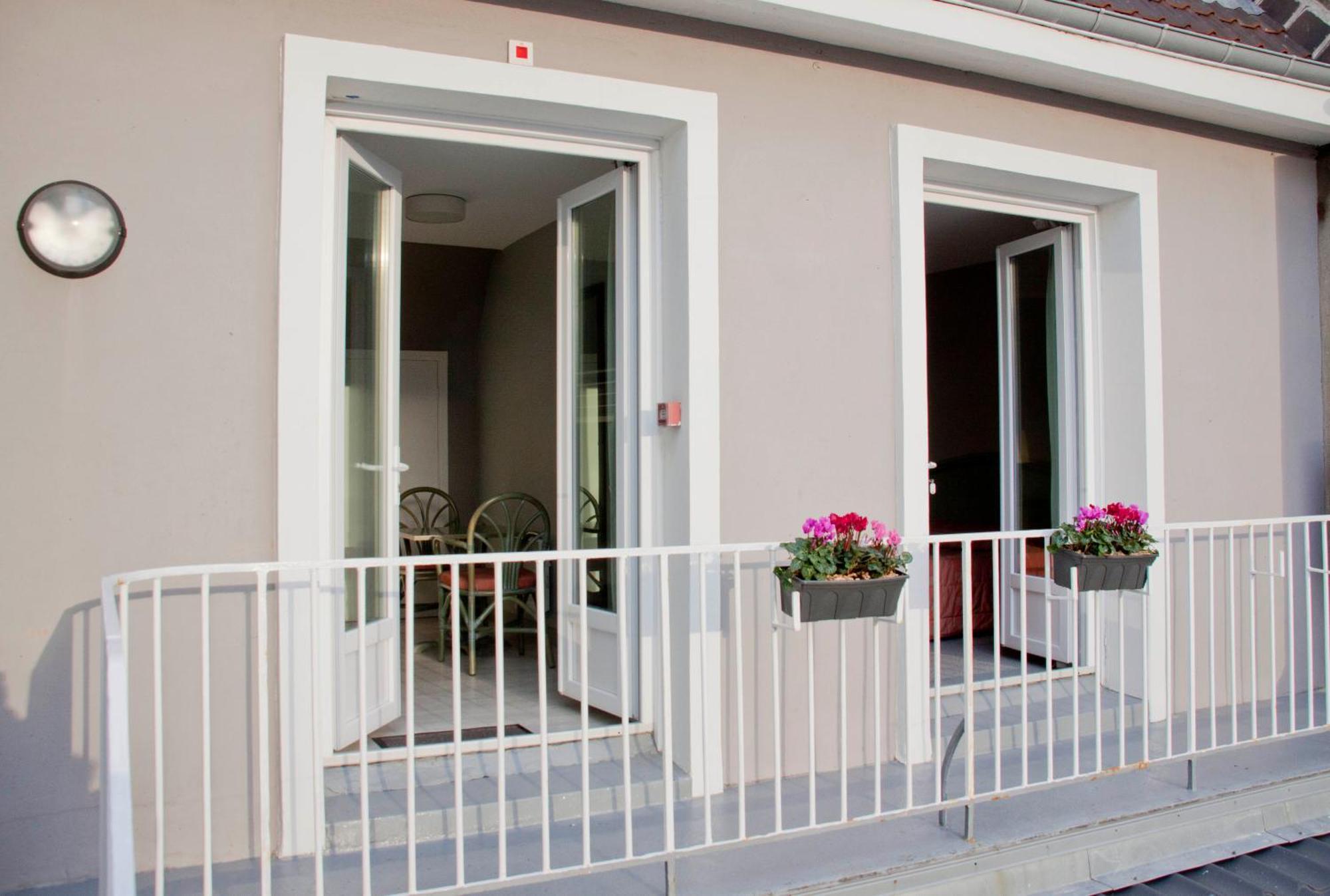 Hotel-Restaurant Le Flobart Le Portel Exterior foto